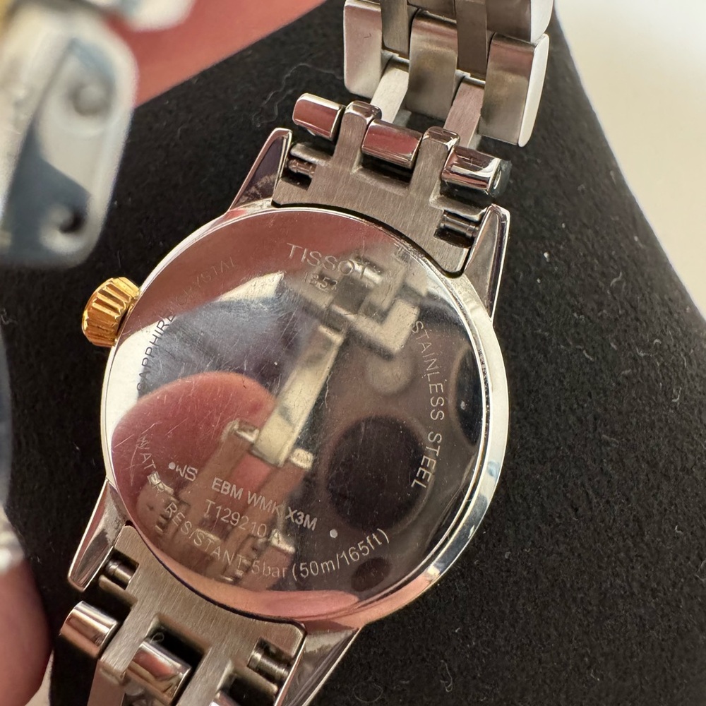 TISSOT CLASSIC DREAM 28MM - Picture 12 of 16